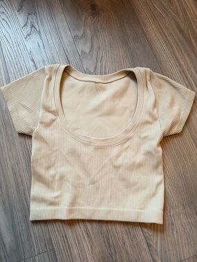 Aerie Real Me Scoop Neck Ribbed Crop T-Shirt Cream Beige Short Sleeve Size XS